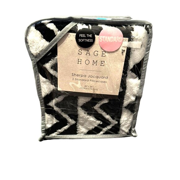 Sage Home Sherpa Jacquard 2 Standard Pillowcases - Picture 3 of 6